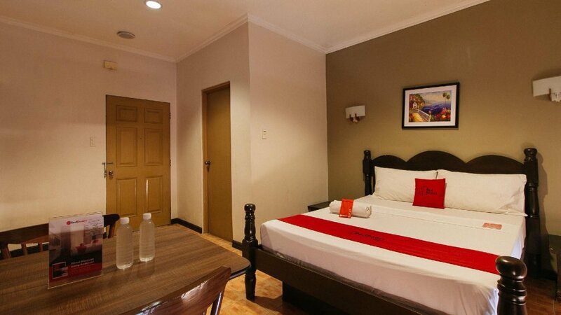 Гостиница RedDoorz @ Km 50 Aguinaldo Highway Tagaytay