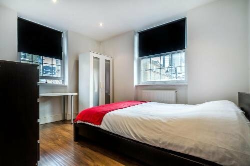 Hotel The Aldgate Flats, London, photo