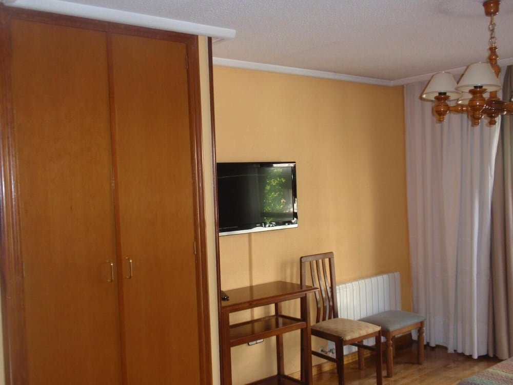 Фото Hampton Inn Boston - Logan Airport