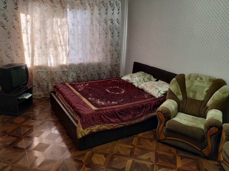 Apartment on Pirogova 17