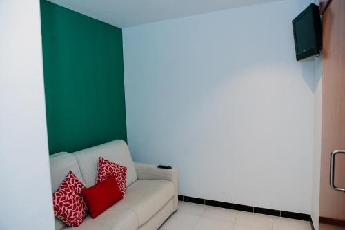 Фото Hostal Apolo