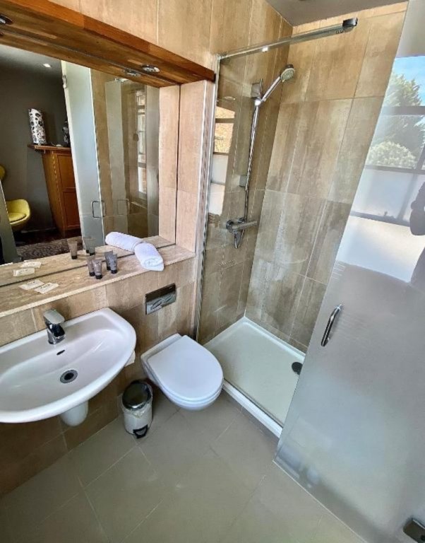 Фото The Galaxie