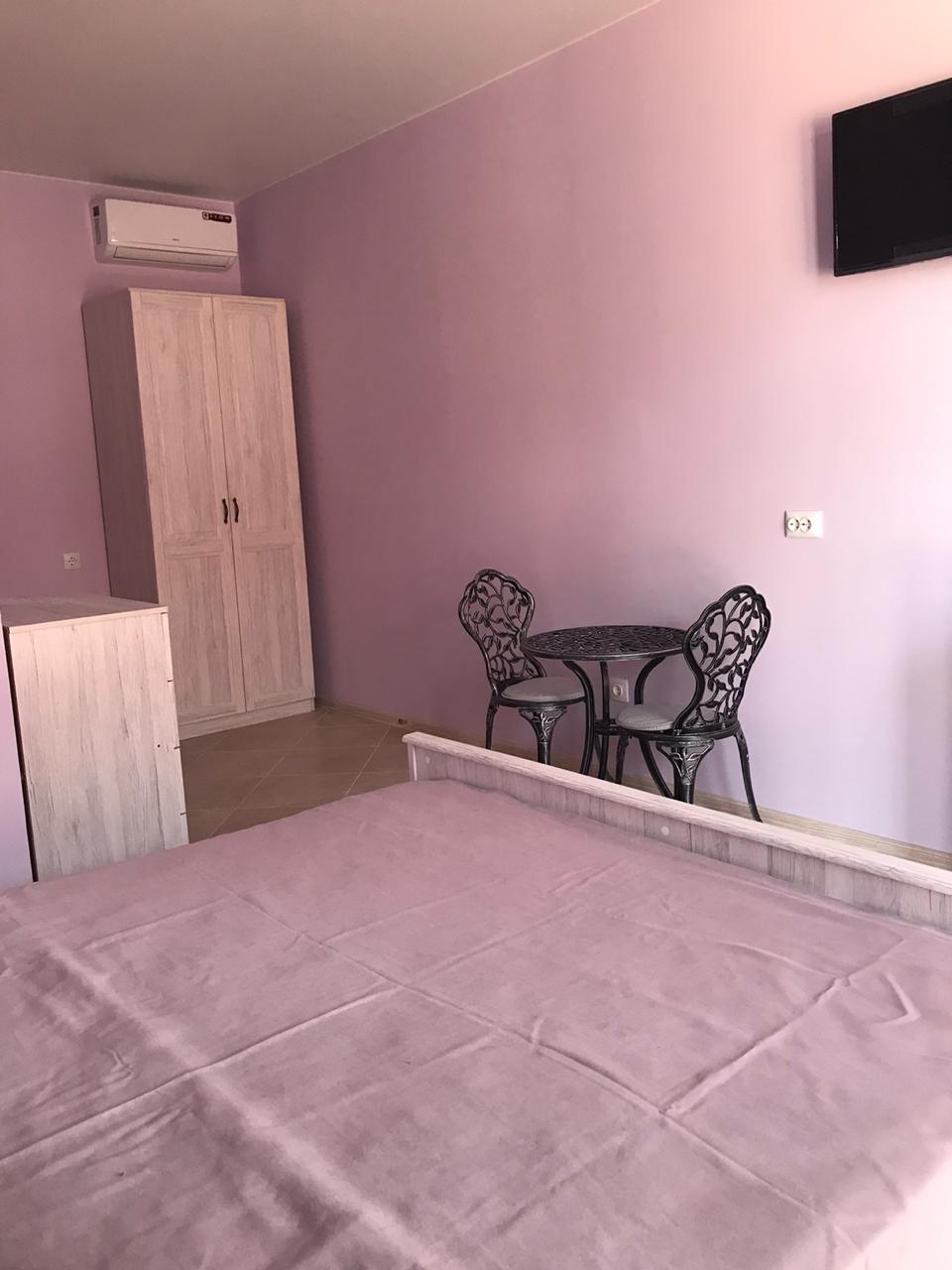 Фото Сандал