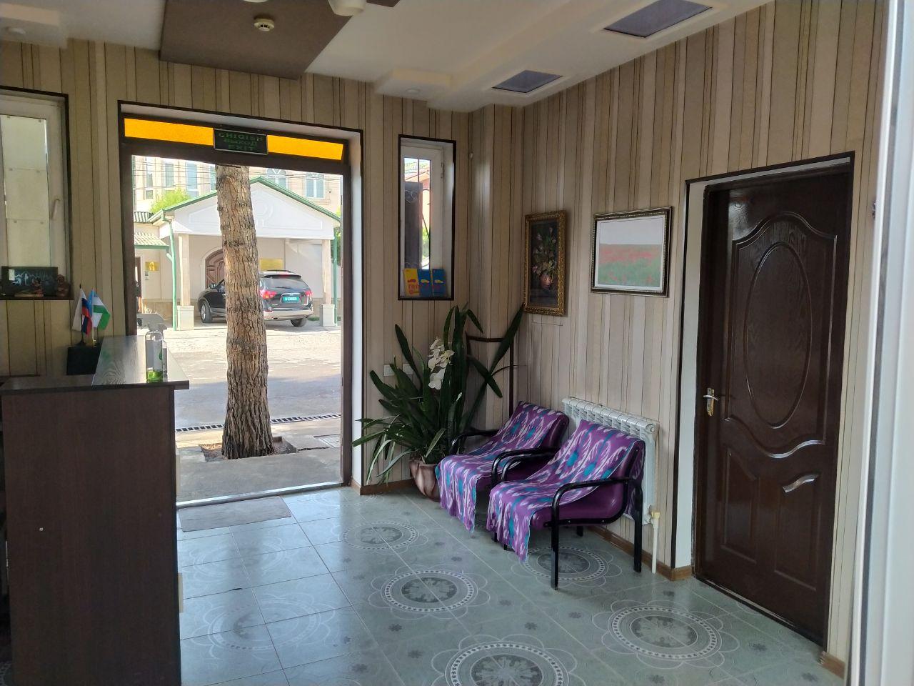 Фото Глобус Авеню