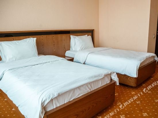 Фото Business Hotel Almaty