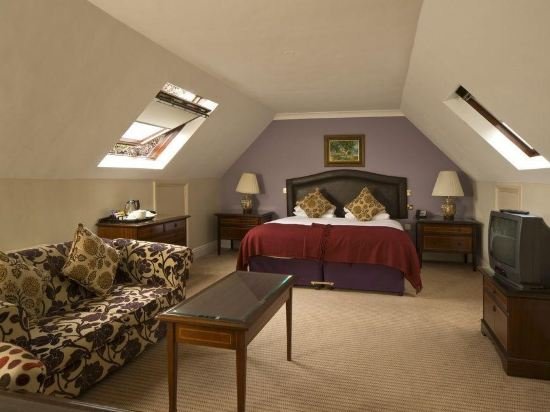 Фото The Charlecote Pheasant Hotel