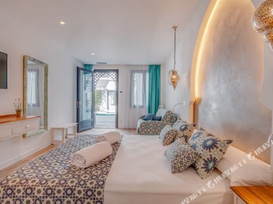 Фото Hotel & SPA La Residencia Puerto