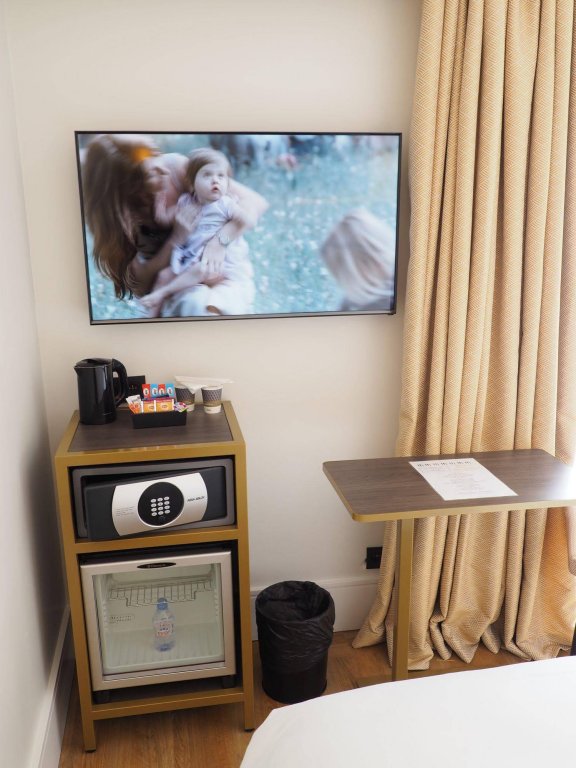 Фото Mercure Paris Saint-Ouen