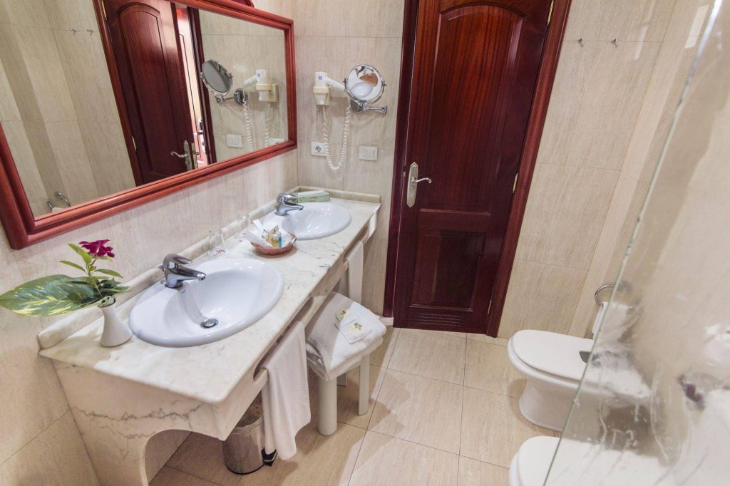 Фото Hotel Riu Garoé