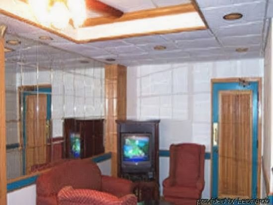 Фото Americas Best Value Inn Holly Springs