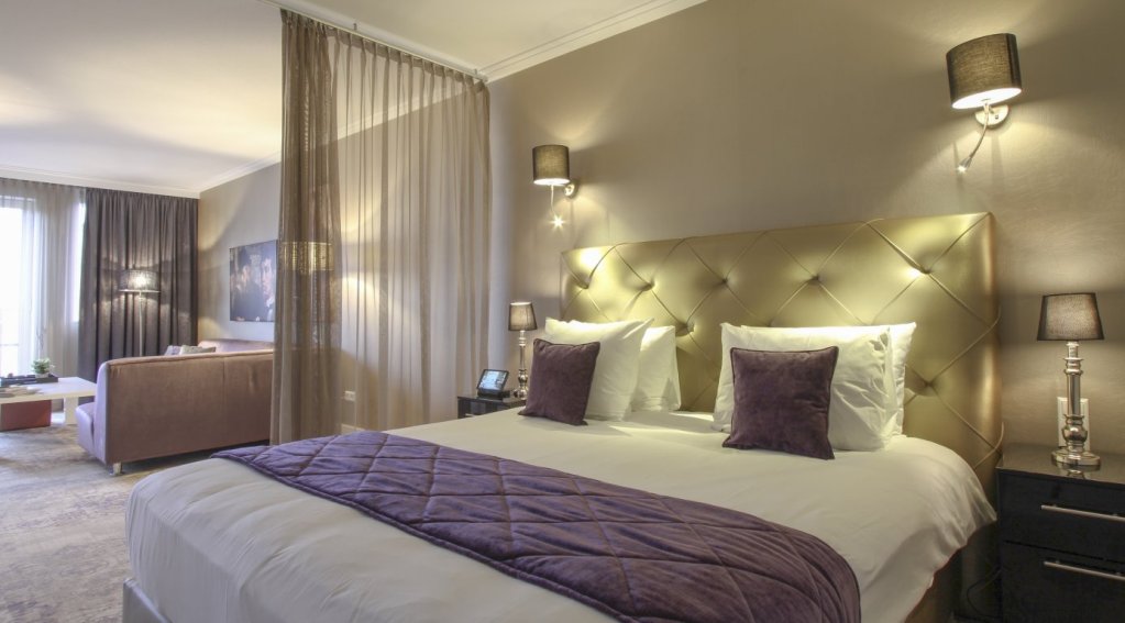 Фото Luxury Suites Amsterdam