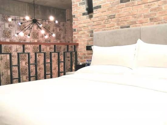 Фото Re Young Loft Hotel