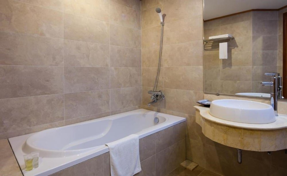 Фото A25 Hotel - 23 Quan Thanh