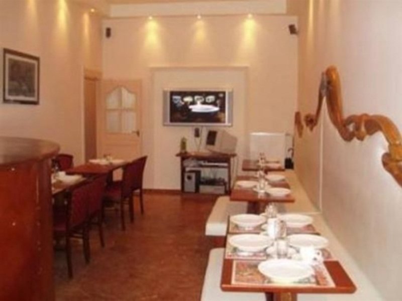 Фото The Bolster