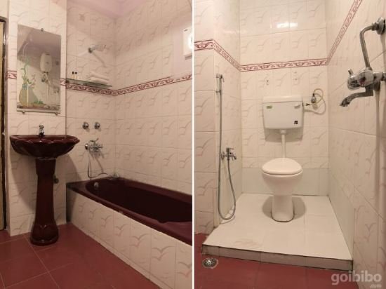 Фото Oyo 15211 Hotel Midas