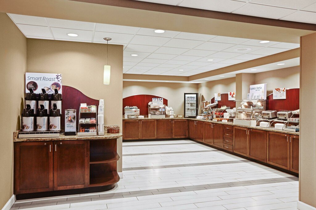Hotel Holiday Inn Express Hampton - Coliseum Central, Hampton, photo