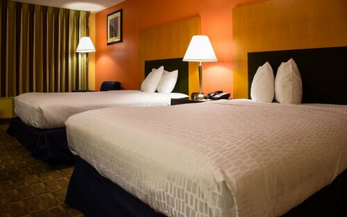 Гостиница SureStay Plus Hotel by Best Western Fayetteville