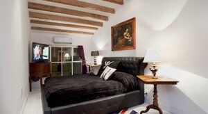 Loft Garibaldi Rooms and Suites