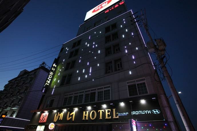 Vole Hotel