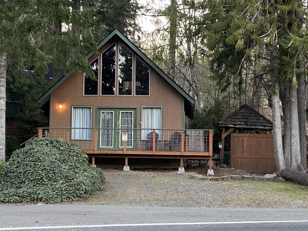 Фото Robin Hood Village Resort