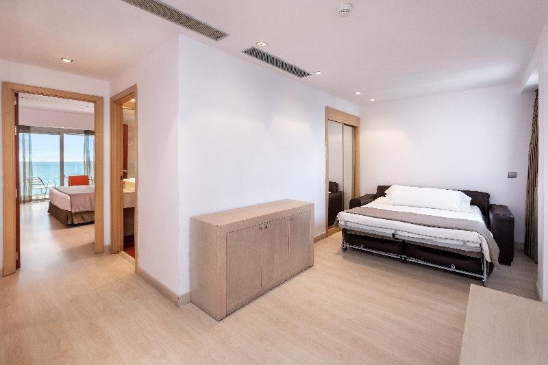 Фото Hotel Cristina by Tigotan Las Palmas - Adults Only