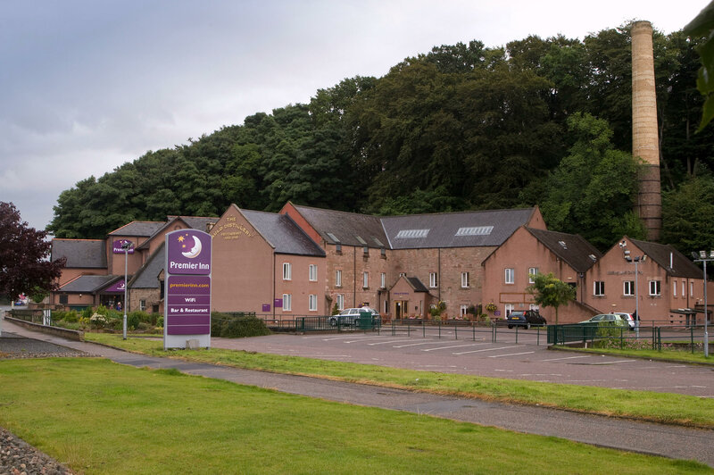 Гостиница Premier Inn Inverness Centre - Milburn Rd в Инвернессе