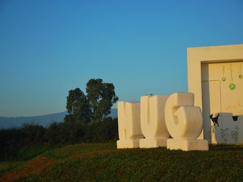 Фото Hug Station