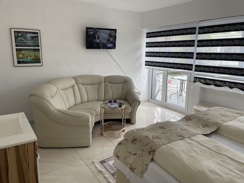 Фото Hotel Royal