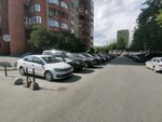 Автомобильная парковка (ул. Хохрякова, 87, Екатеринбург), автомобильная парковка в Екатеринбурге