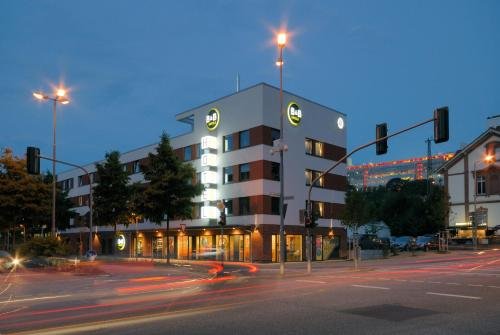 Фото B&b Hotel Kaiserslautern