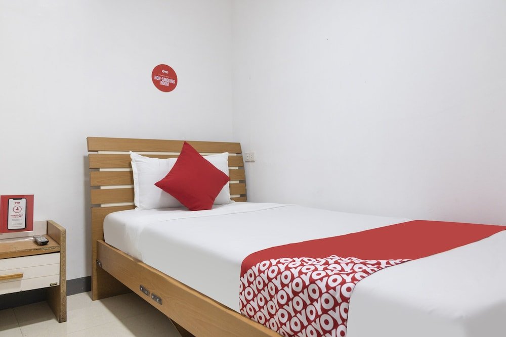 Фото Oyo 416 Lucky Hotel