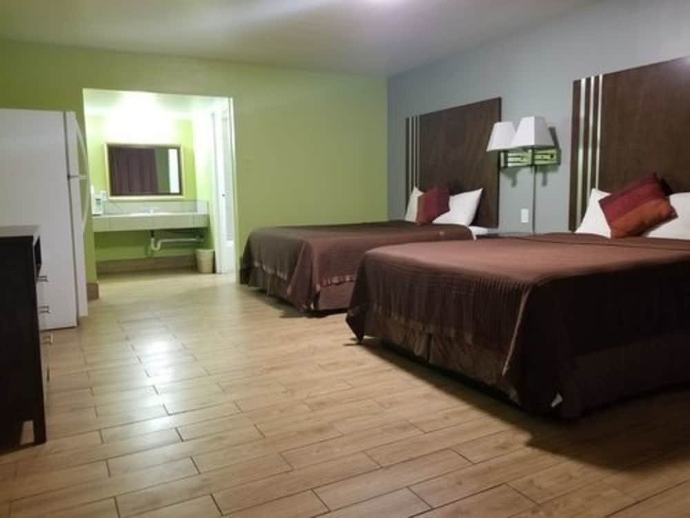 Фото Simple Rewards Inn