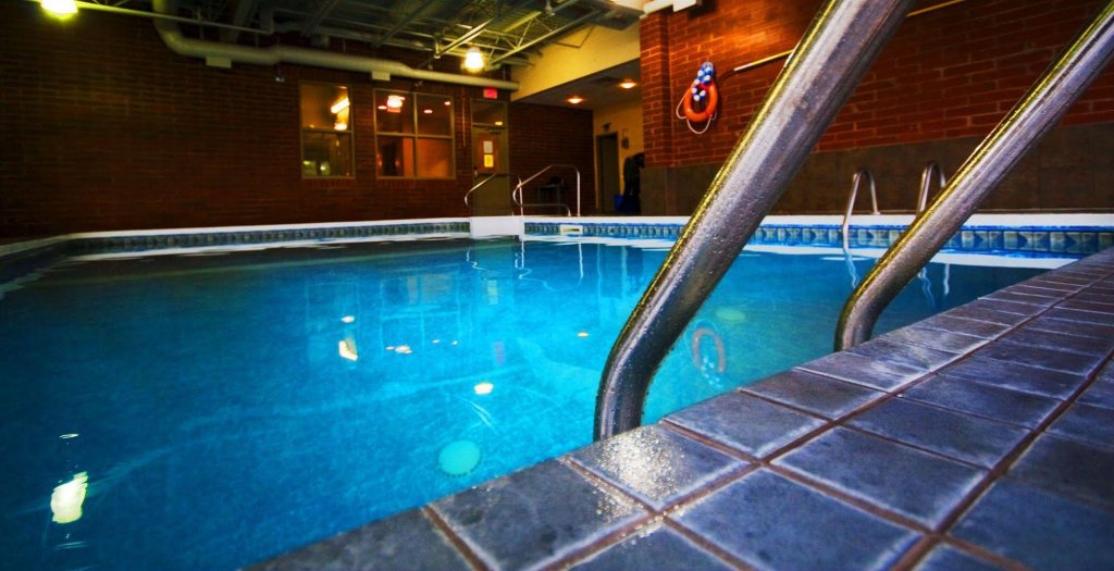 Фото Elkwater Lake Lodge