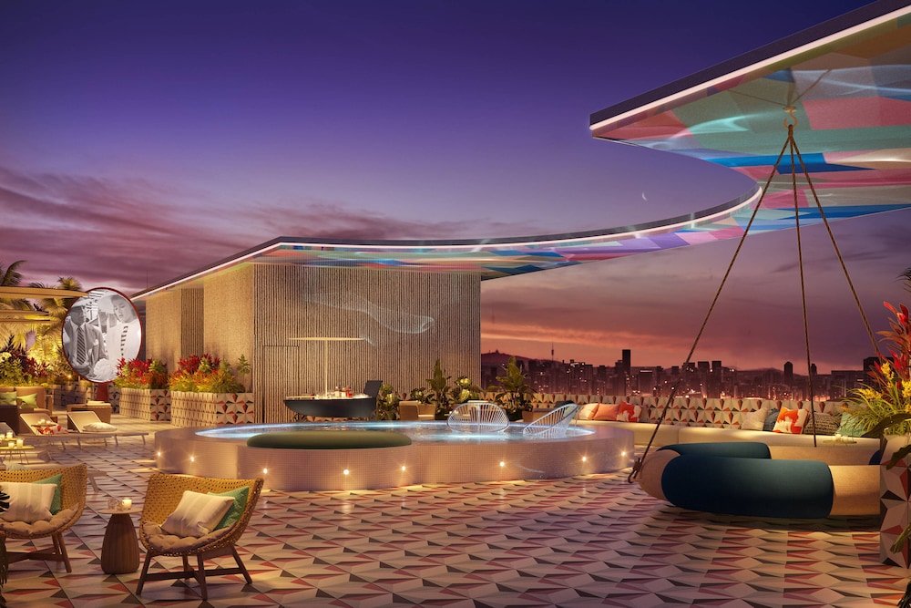 Фото Moxy Miami South Beach