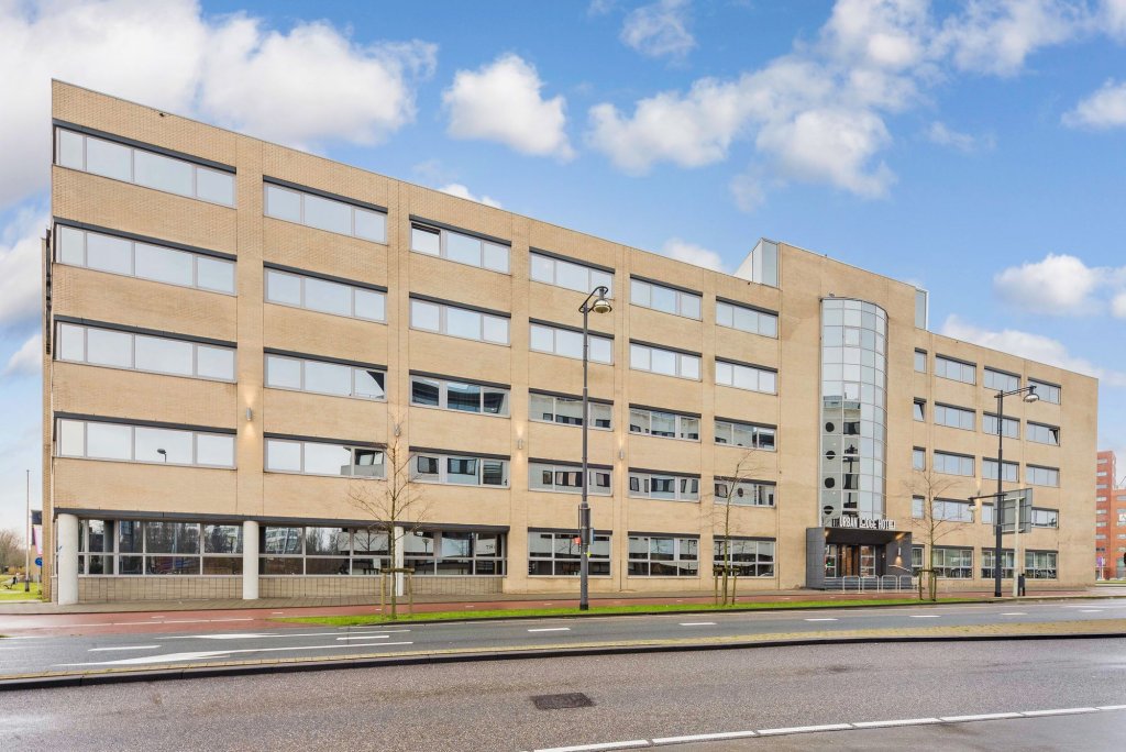 Фото Urban Lodge Hotel