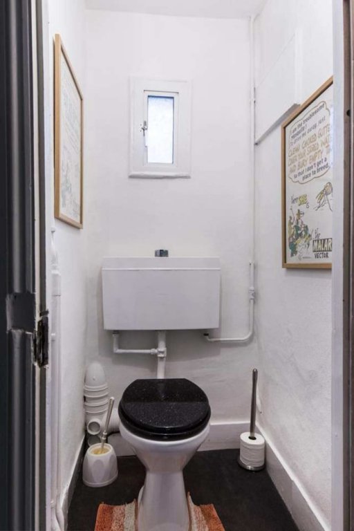 Фото Gorgeous Victorian Home W/garden up to 6 Guests!