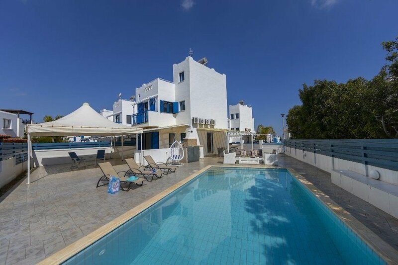 Гостиница Protaras Villa Nicol 17