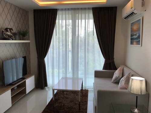 Amazon Residence by Pam