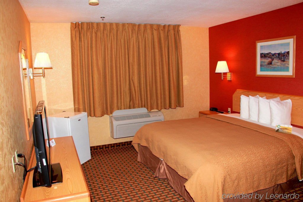 Фото Comfort Inn & Suites Surprise Near Sun City West