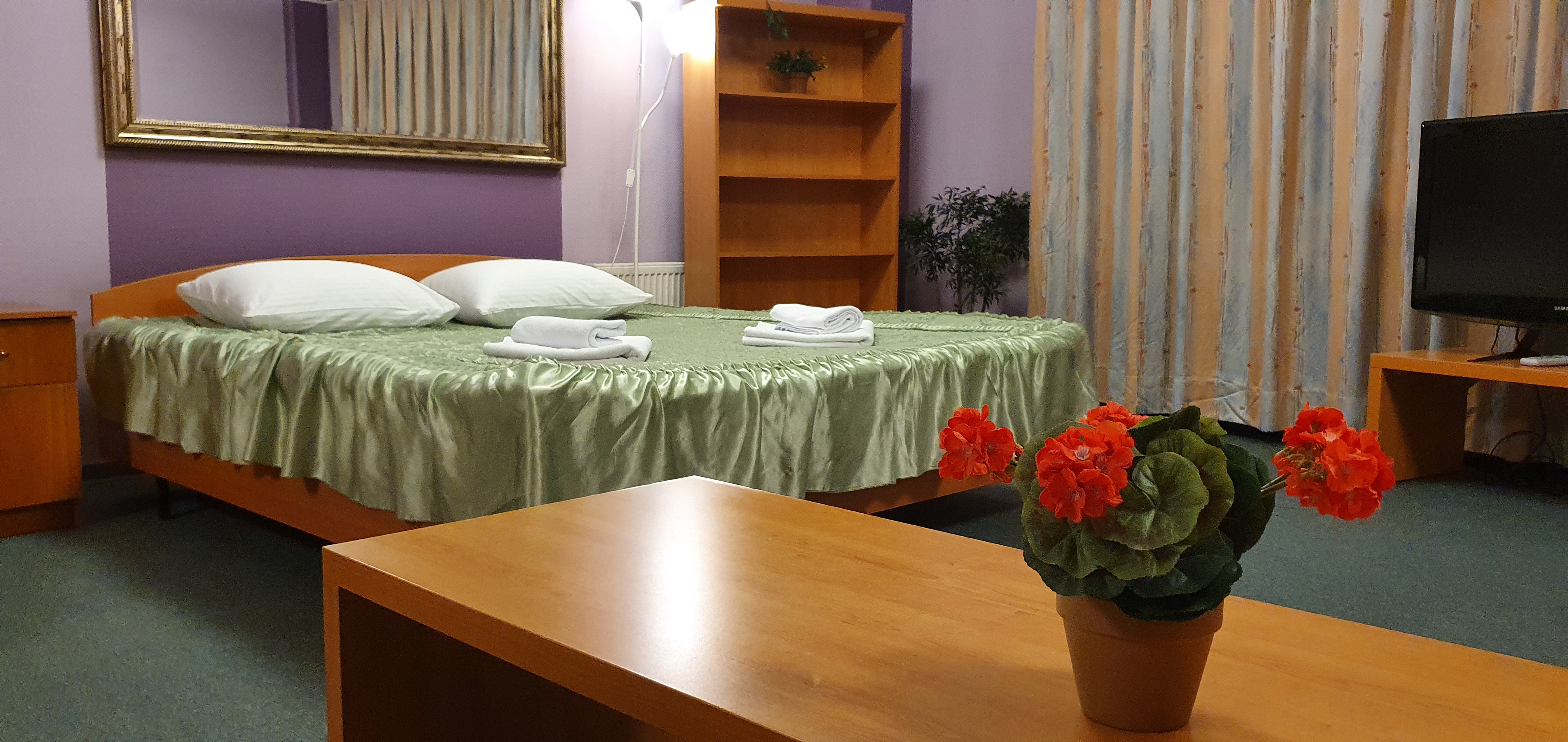 Фото отеля 1