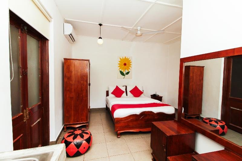 Фото Sea View Apartment-Hotel Colombo