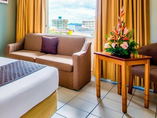 Гостиница Tanoa Plaza Suva в Суве
