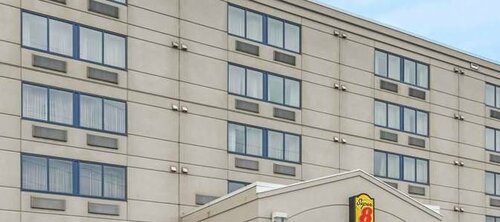 Внешний вид отеля Super 8 by Wyndham Mississauga в Миссиссоге, фото 4