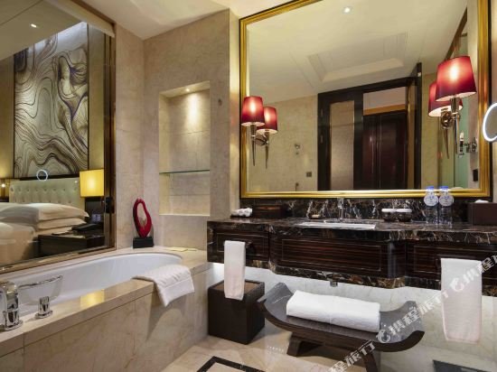 Фото Hilton Zhengzhou