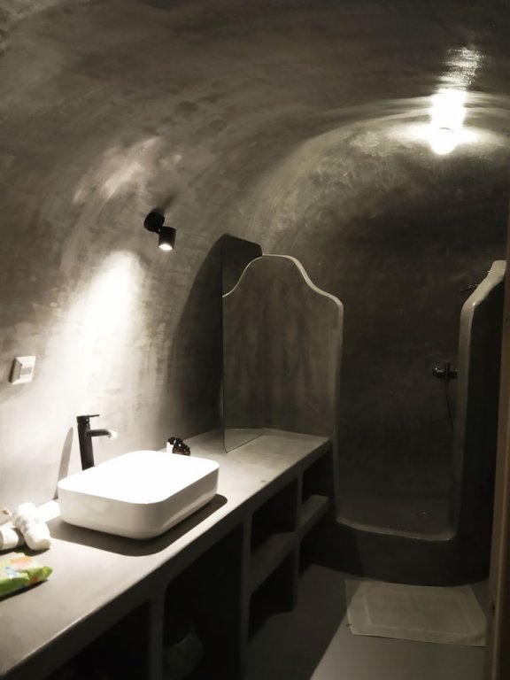 Фото 1812 Caves 'n Mansion