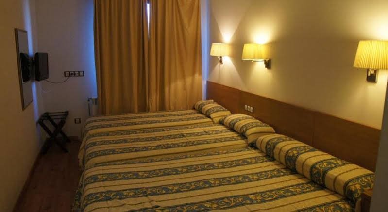 Фото Hotel Catalunya Ski