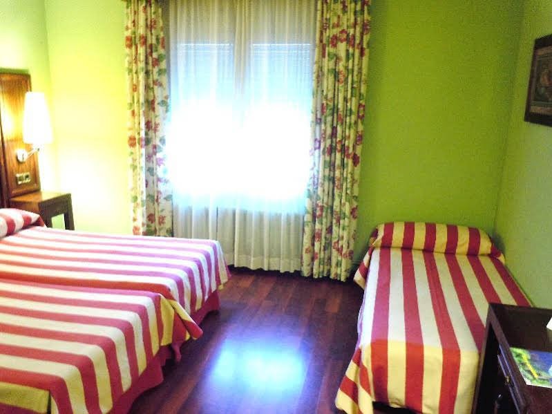 Фото Hotel Urogallo