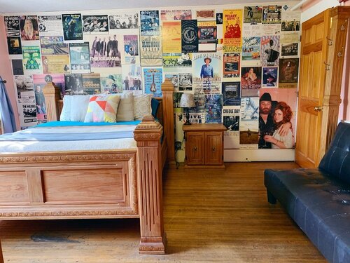 Гостиница Blue Moon Guest House and Saloon в Лафайетте