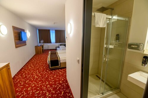 Гостиница Hotel Luna в Оффенбахе