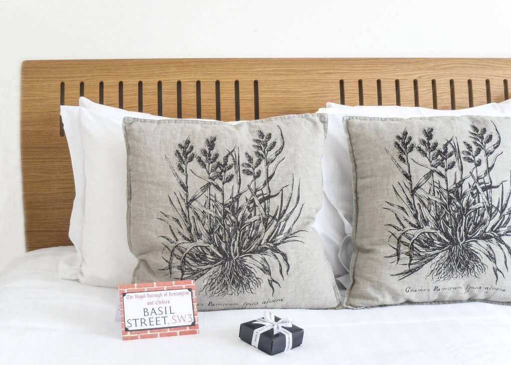 Фото 15 Basil Street